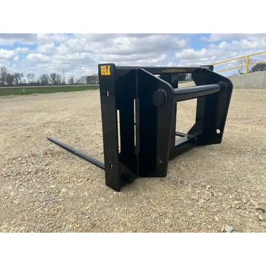 Stinger Attachments BS2-XD Series 2 Extreme-Duty Bale Spear in a clear outdoor setting, 800x800px square image.