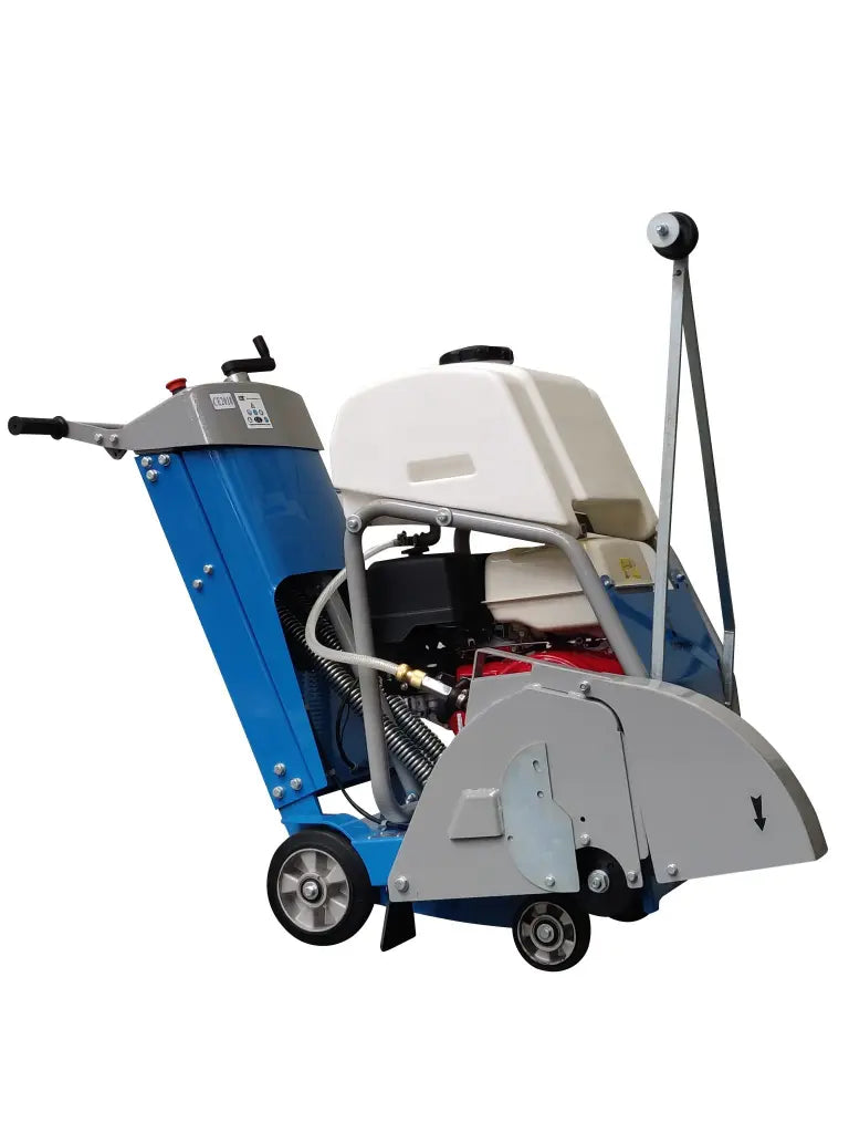 BT Concrete Saw | 18 In. | GX390 | Screw Feed Blade Adjustment