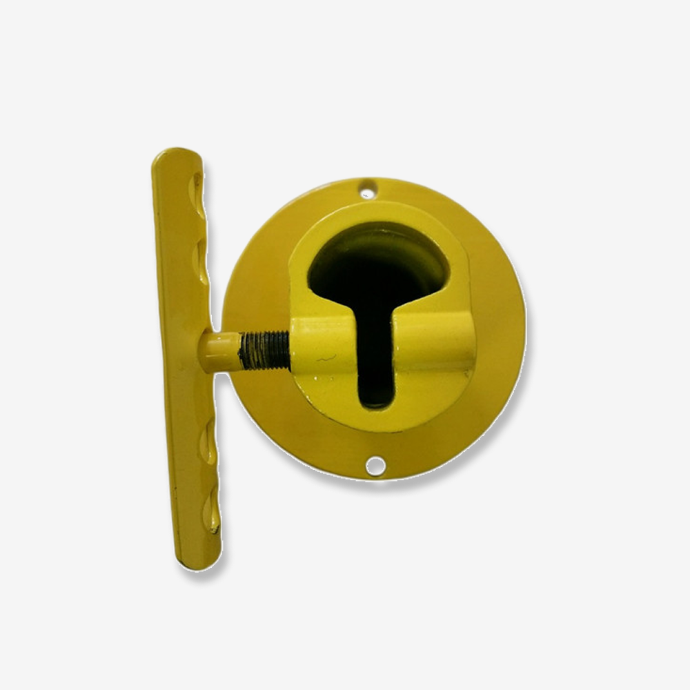 Man Saver 93-R T-Post Adapter